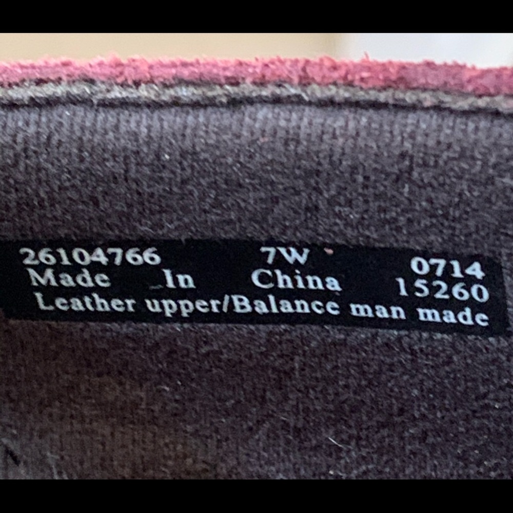 Clarks Burgundy & black Leather Upper like new 7 - Picture 8 of 8